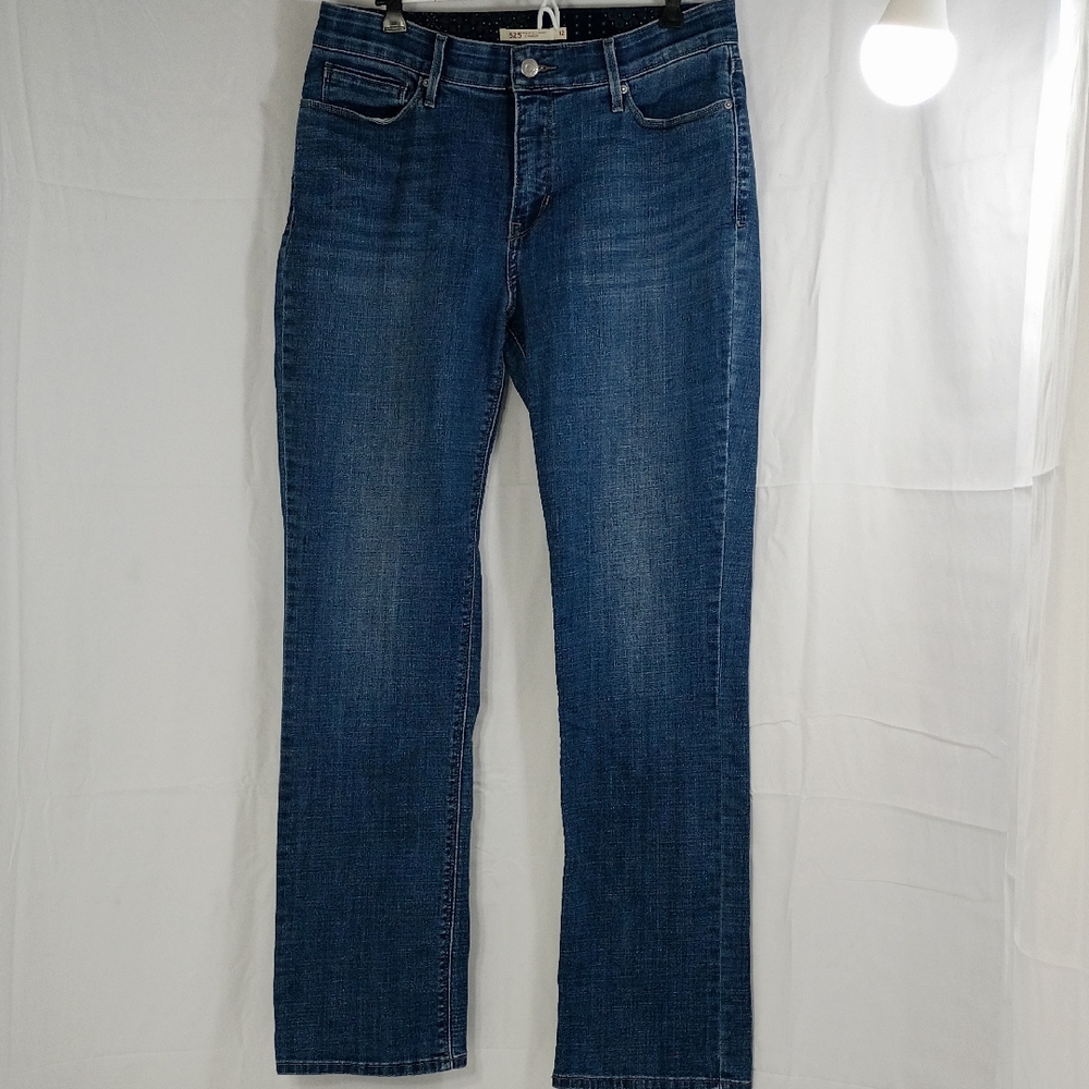 Levi's Women's Straight Leg Jeans in Deep Blue
